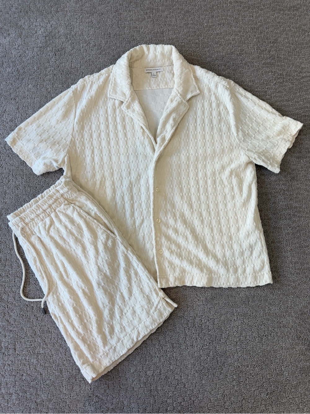 Banana Republic Cream Textured Short Sleeve Top & Shorts Set